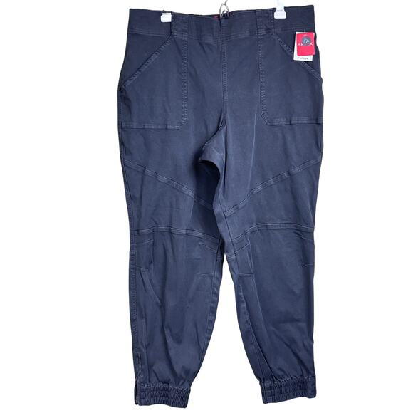 Spanx Stretch Twill Cargo Joggers, black, NWT, sporty, utility, streetwear - Picture 1 of 6